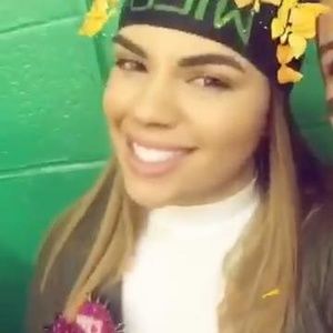 Meet your Posher, Carla